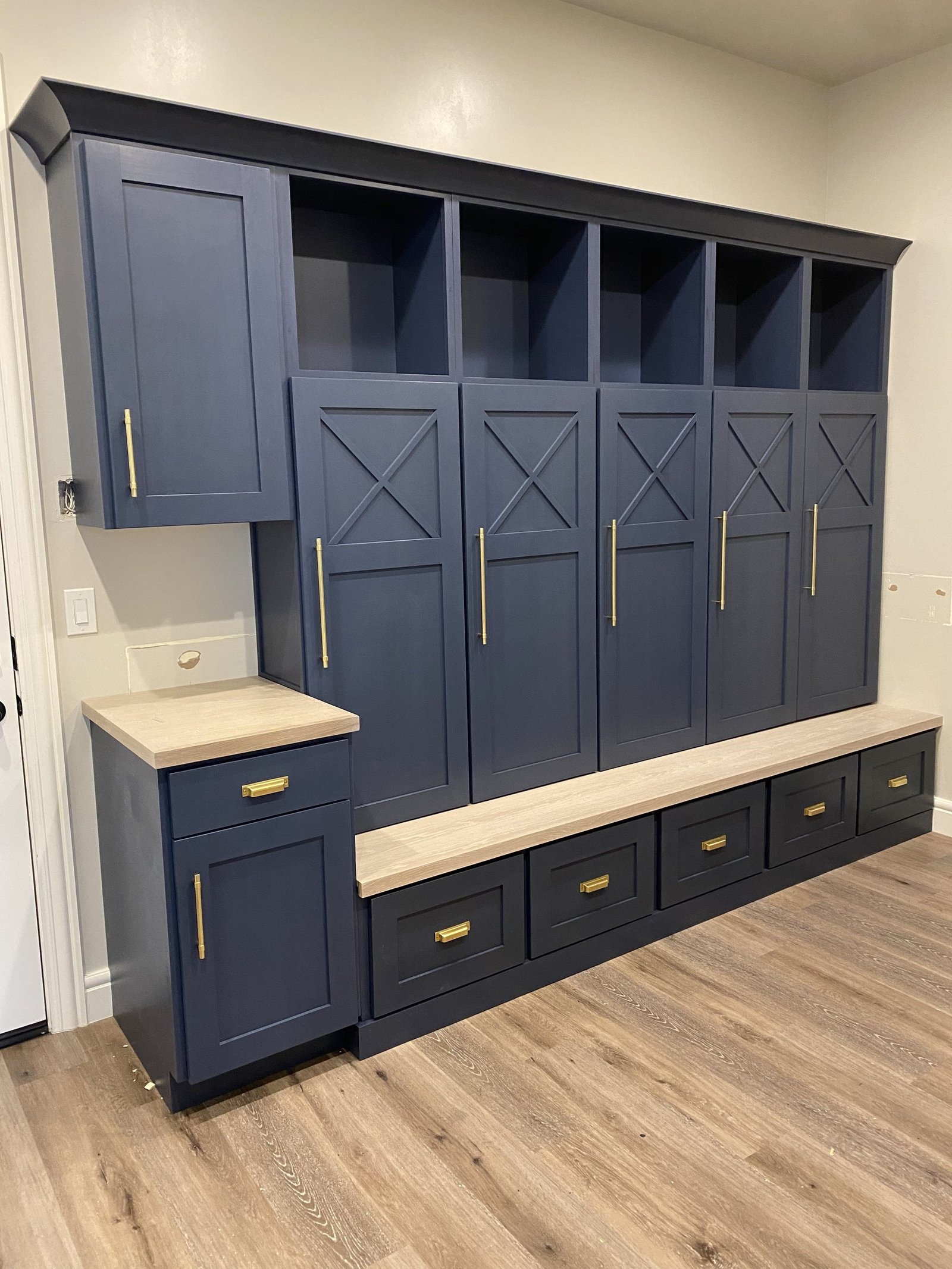 Navy painted mudroom lockers